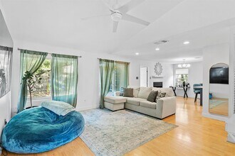 722 Decker Prairie Dr in Austin, TX - Building Photo - Building Photo