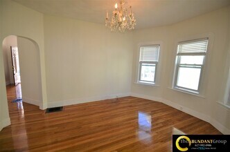 57 Judson St, Unit 1 in Malden, MA - Building Photo - Building Photo
