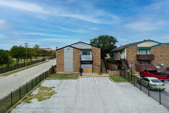 4836 Wellesley Ave in Fort Worth, TX - Building Photo - Building Photo