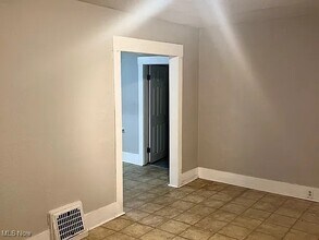 1223 Atwood Ave in Akron, OH - Building Photo - Building Photo