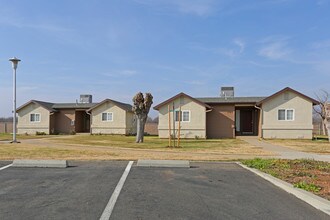 Bear Creek in Planada, CA - Foto de edificio - Building Photo