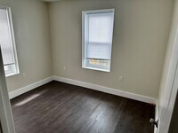 1825 W Master St photo'