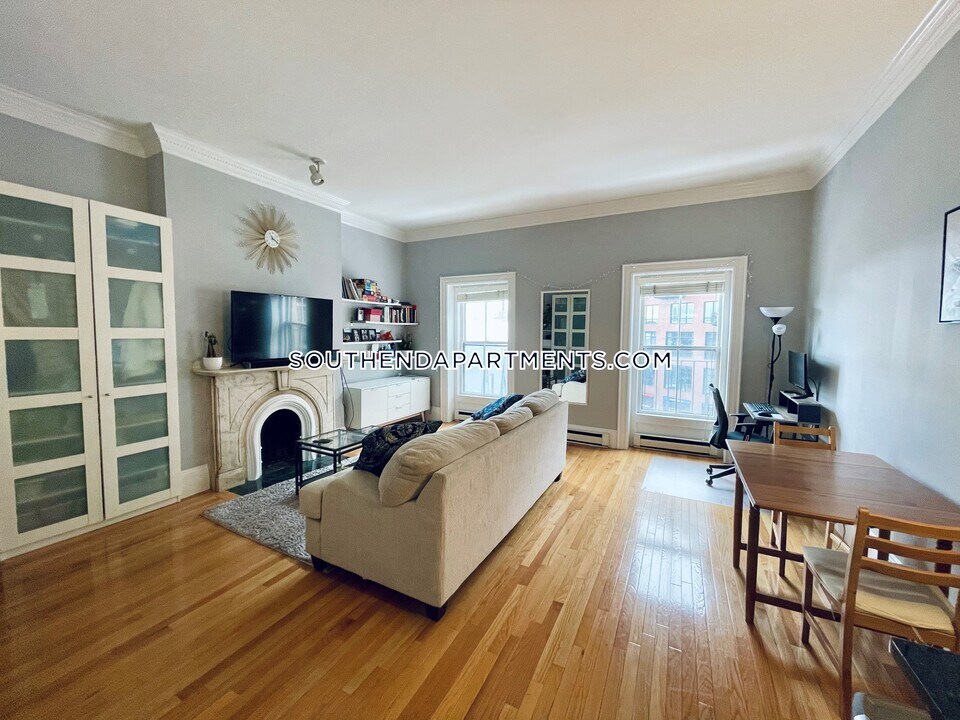 528 Tremont St in Boston, MA - Building Photo