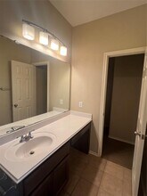 2129 Kemah Village Dr in Kemah, TX - Building Photo - Building Photo