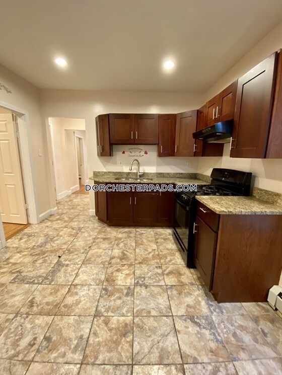 42 Fenton St in Boston, MA - Building Photo - Building Photo