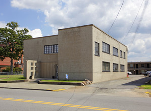 Downtown Villas in Gadsden, AL - Building Photo - Building Photo