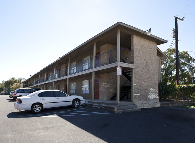 Grayson Ridge in San Antonio, TX - Foto de edificio - Building Photo