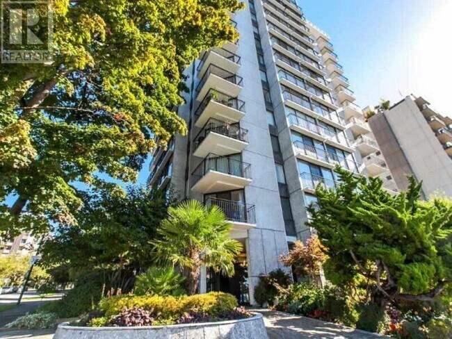 property at 1575-1575 Beach Ave