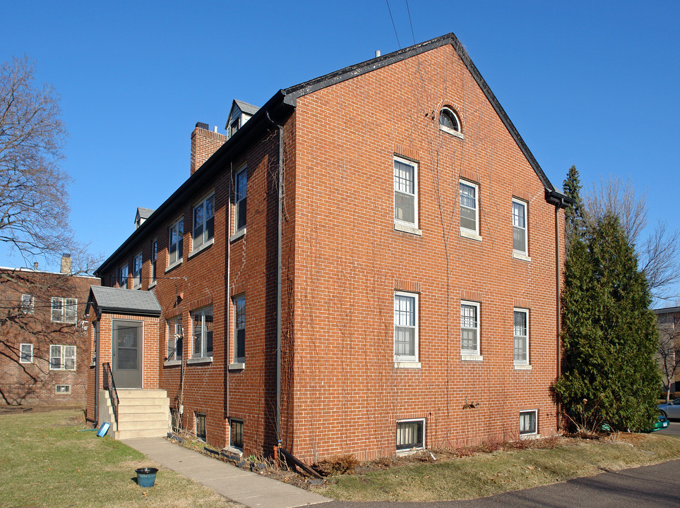 1492 Portland Ave in St. Paul, MN - Building Photo