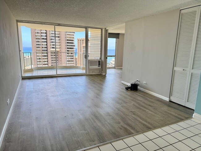 469 Ena Rd in Honolulu, HI - Building Photo - Building Photo