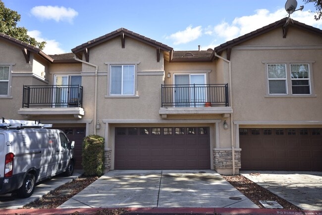 property at 3301 N Park Dr