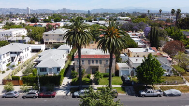 5069 W 21st St in Los Angeles, CA - Building Photo - Building Photo