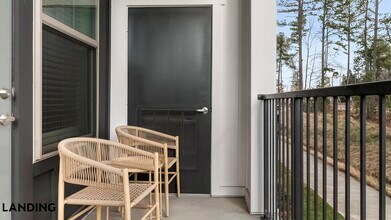 11122 Hambright Jct Dr, Unit F205 in Huntersville, NC - Building Photo - Building Photo