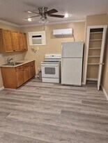 9400 Lomax St in Houston, TX - Building Photo