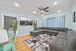 130 Terrace Ave in Jersey City, NJ - Building Photo