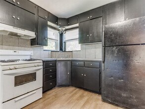 1321 Campbell Rd in Oklahoma City, OK - Building Photo - Building Photo