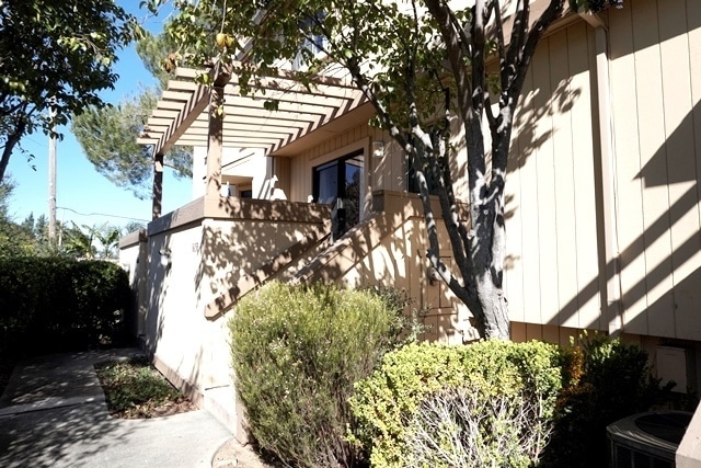 property at 16158 Loretta Ln