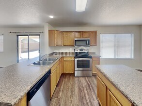 16007 W Moreland St in Goodyear, AZ - Building Photo - Building Photo