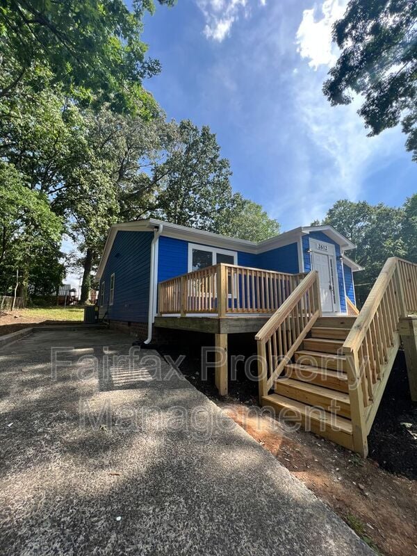 property at 2612 Owen St