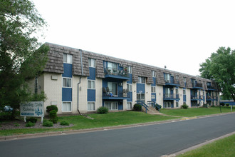 Apartments on 6th Avenue in Osseo, MN - Building Photo - Building Photo