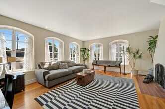 3008 James St in San Diego, CA - Building Photo - Building Photo