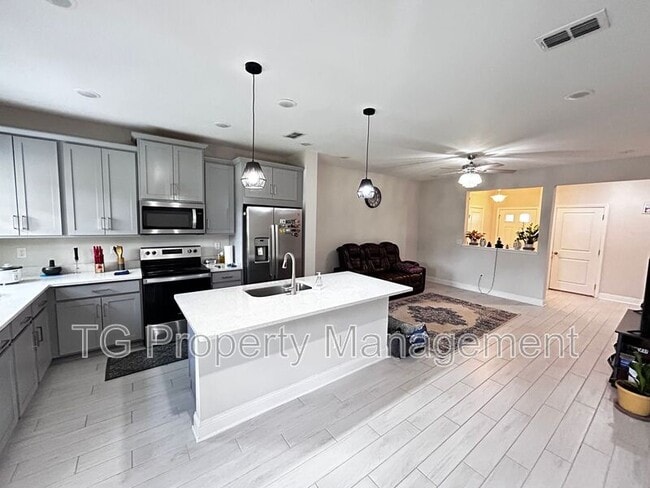 property at 11939 Calvesta St