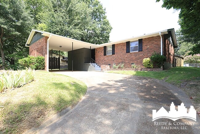 2910 Dove St in Memphis, TN - Building Photo - Building Photo