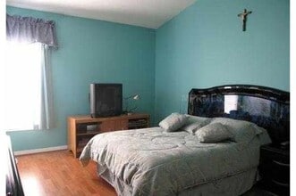 733 Somerstone Dr in Valrico, FL - Building Photo - Building Photo
