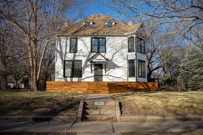 property at 169 S Belmont St