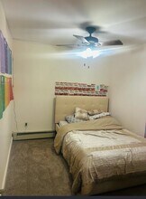 858 Lower River Rd, Unit #2 in Lincoln, RI - Foto de edificio - Building Photo