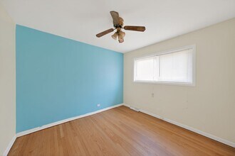 221 Dodge Ave in Evanston, IL - Foto de edificio - Building Photo