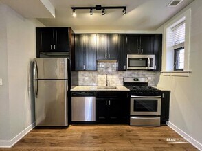 4628 N Leavitt St in Chicago, IL - Building Photo - Building Photo