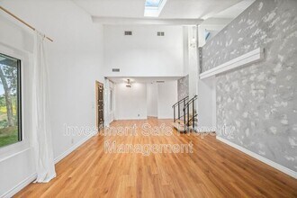 8077 Caminito Mallorca in San Diego, CA - Building Photo - Building Photo