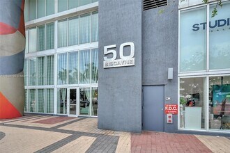 50 Biscayne Blvd, Unit 5104 in Miami, FL - Building Photo - Building Photo