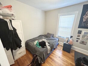 267 E Cottage St, Unit 2 in Boston, MA - Building Photo - Building Photo