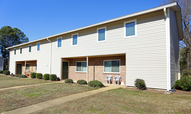 Normandale Apartments in Montgomery, AL - Foto de edificio - Building Photo