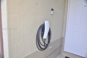 8261 NW 107 Ct in Miami, FL - Building Photo - Building Photo