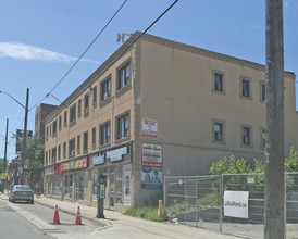 1566-1574 Avenue Rd in Toronto, ON - Building Photo - Building Photo
