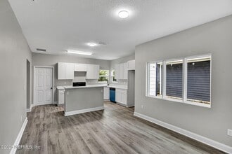 938 Alderside St in Jacksonville, FL - Building Photo - Building Photo