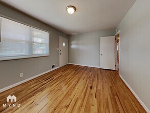 207 Britt St in Smithfield, NC - Building Photo - Building Photo