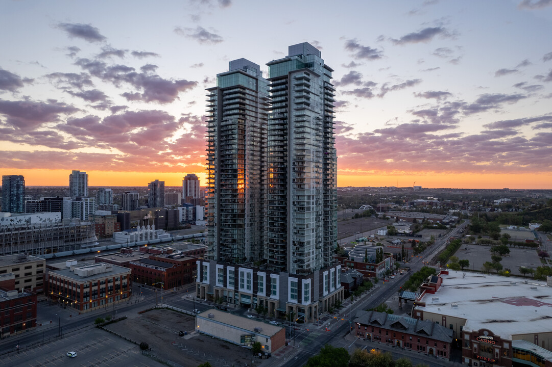 The Guardian in Calgary, AB - Building Photo