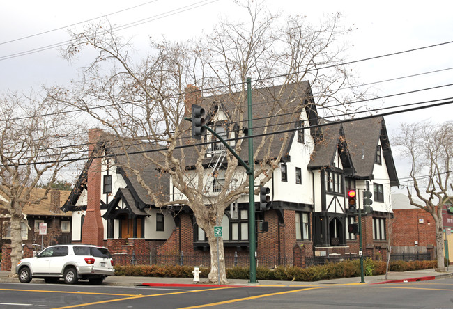 1401 High St in Alameda, CA - Foto de edificio - Building Photo