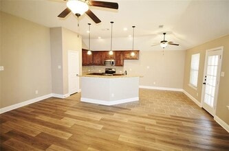 222 Chimney Rock Dr in Waxahachie, TX - Building Photo - Building Photo