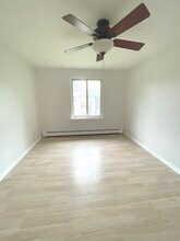2000 Light Road in Oswego, IL - Building Photo - Building Photo