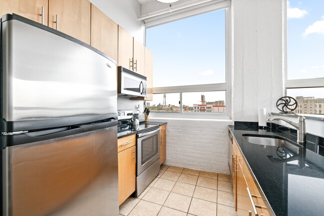 The Lofts at 509 Vine in Philadelphia, PA - Building Photo - Building Photo