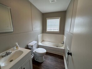 220 Thomas St in Brownsville, TN - Building Photo - Building Photo