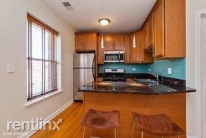 3007 N Clifton Ave in Chicago, IL - Building Photo - Building Photo