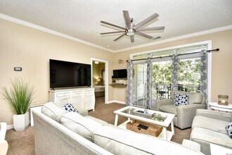 5750 Oyster Catcher Dr in North Myrtle Beach, SC - Building Photo - Building Photo