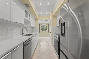 11678 NW 20th Dr in Coral Springs, FL - Building Photo
