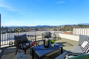 1011-1013 Everett St in Los Angeles, CA - Building Photo